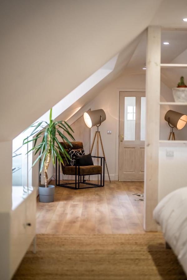Modern And Stylish Woodhous Holiday home